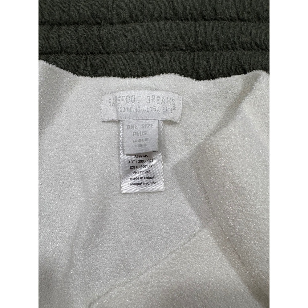 Barefoot Dreams Cozy Chic Ultra Lite Ocean Breeze Poncho Ombre Waterfall OS Plus - Picture 2 of 3